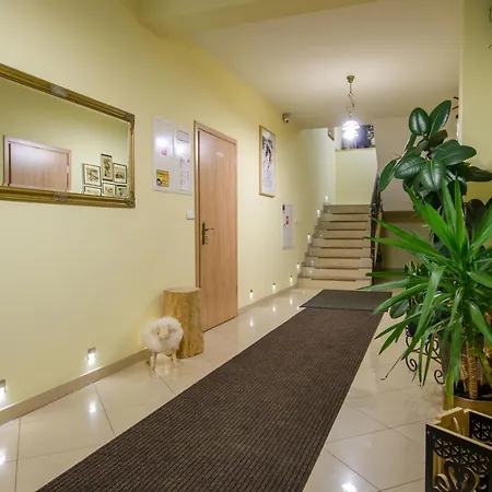 Anna 2 홈스테이 *