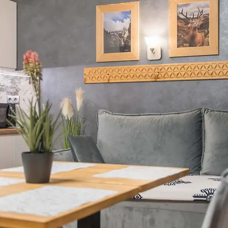 홈스테이 Anna 2 자코파네