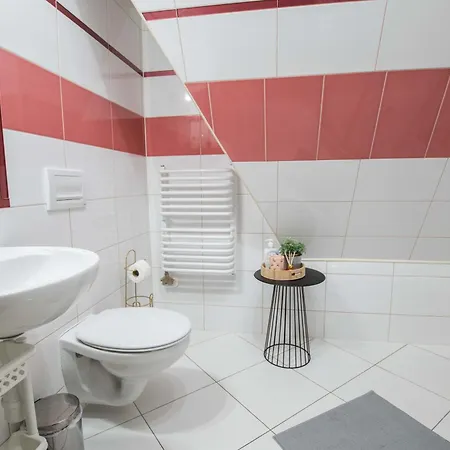 Anna 2 * زاكوباني